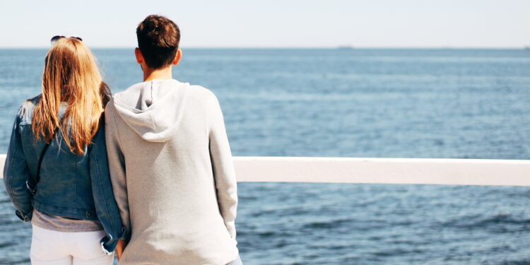 20 Gründe für eine Beziehung mit einem viel jüngeren Mann